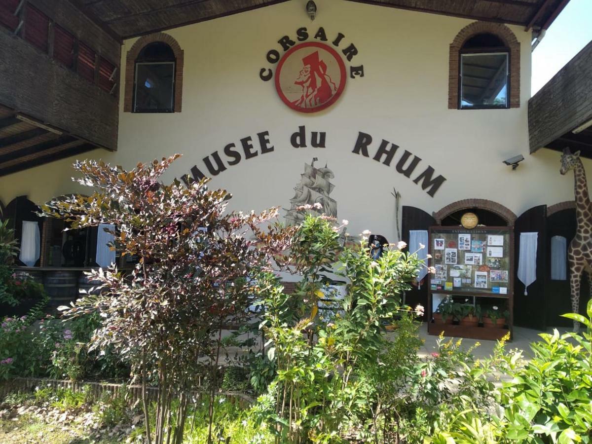 Ti Kaz En Bois Hébergement de vacances